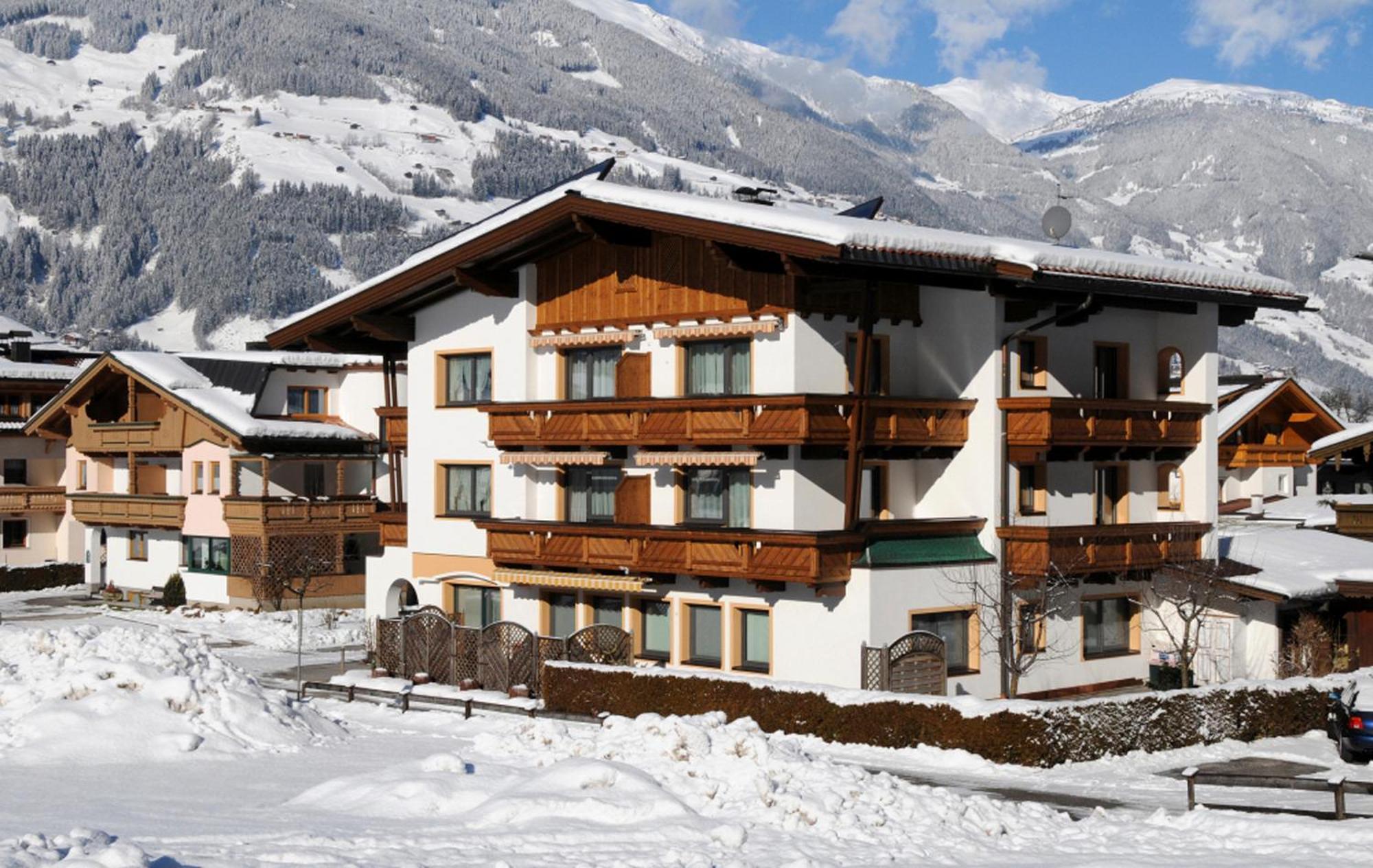 Ferienwohnungen Rahm Mayrhofen Room photo