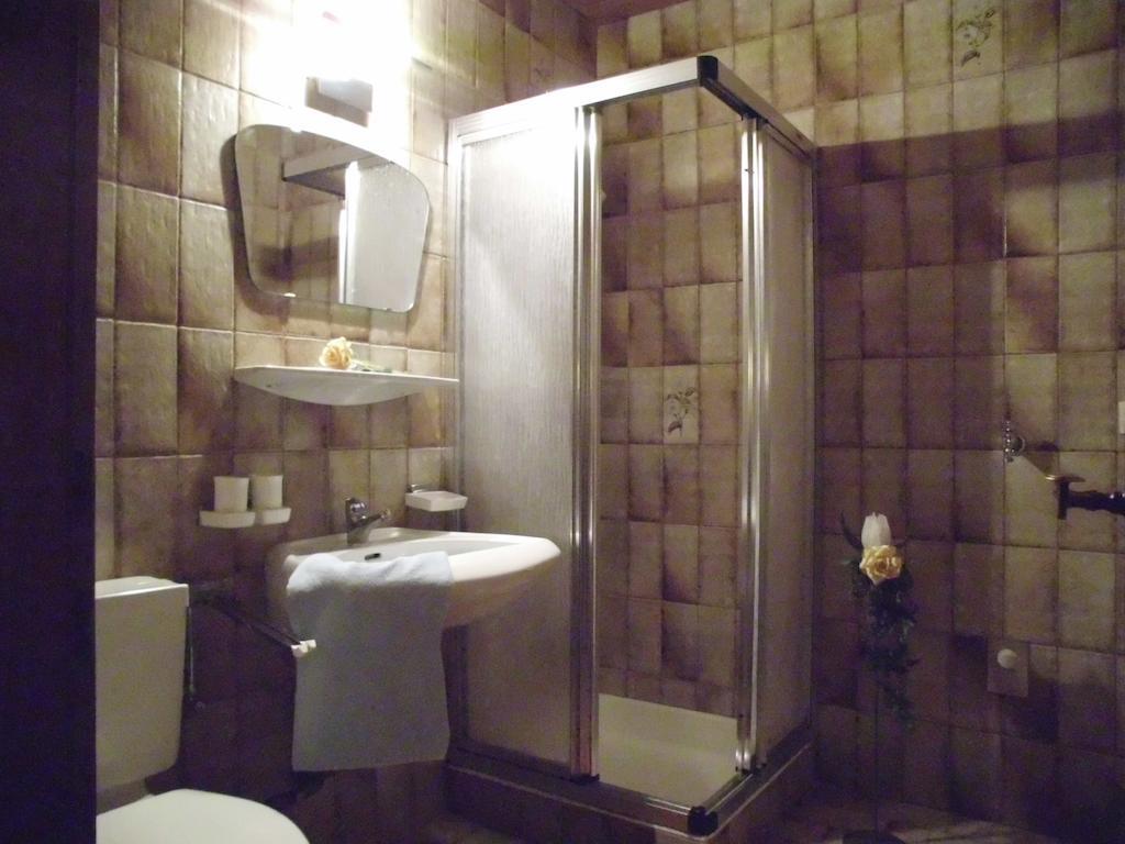 Ferienwohnungen Rahm Mayrhofen Room photo